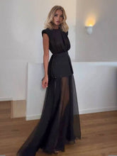 Unique Belt Perspective Skirt Maxi Dress